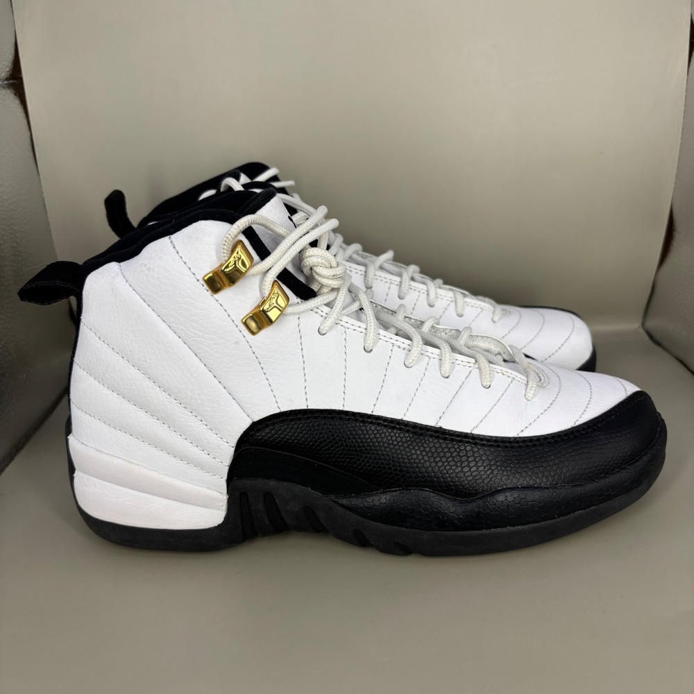 Air Jordan 12 Retro Taxi 2013 White Black Gold 153265-125 Boys Size 6Y Mens 6